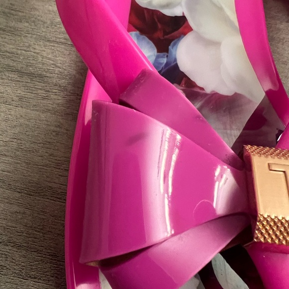 Ted Baker Fuchsia Glossy Sandals With Bow - Picture 11 of 13